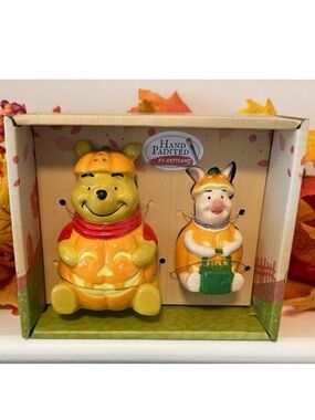 Hand Painted Yellow Pumpkin Winnie the Pooh & Piglet Ceramic Salt & Pepper NWT